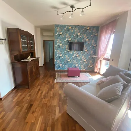 Pifferi Hotel apartamentowy 3*