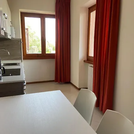Pifferi Hotel apartamentowy Malcesine