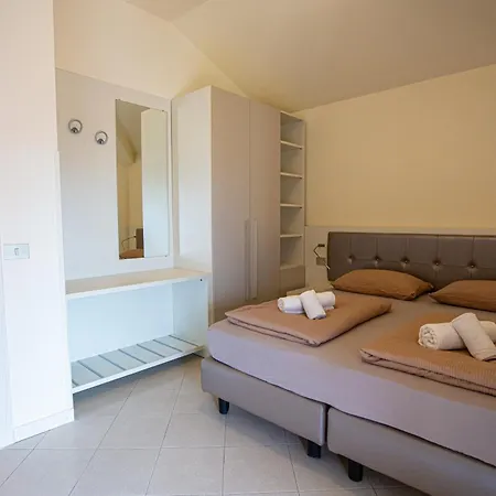 Pifferi Aparthotel 3*