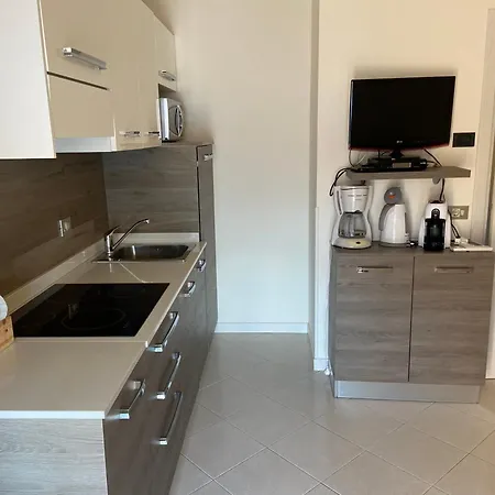 Pifferi Aparthotel Malcesine